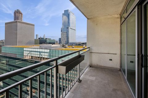 Tiny photo for 125 S JEFFERSON Street #2806, Chicago, IL 60661 (MLS # 12486070)