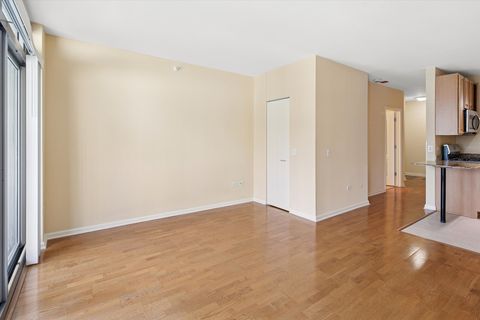 Tiny photo for 125 S JEFFERSON Street #2806, Chicago, IL 60661 (MLS # 12486070)