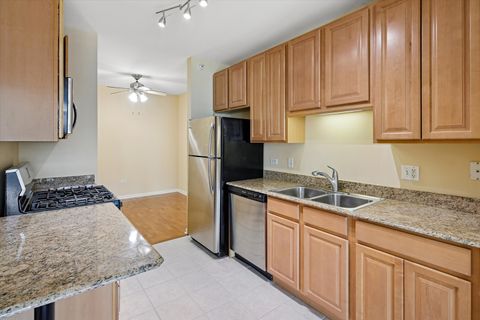 Tiny photo for 125 S JEFFERSON Street #2806, Chicago, IL 60661 (MLS # 12486070)