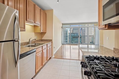 Tiny photo for 125 S JEFFERSON Street #2806, Chicago, IL 60661 (MLS # 12486070)