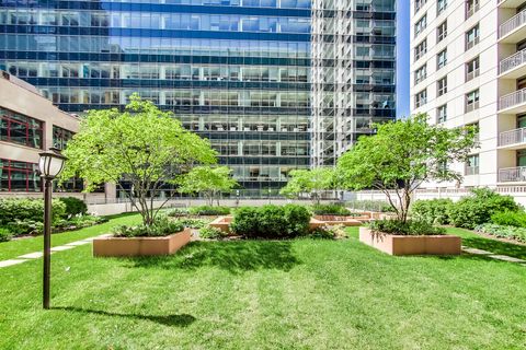 Tiny photo for 125 S JEFFERSON Street #2806, Chicago, IL 60661 (MLS # 12486070)