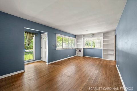 Tiny photo for 5705 Aubrey Terrace, Downers Grove, IL 60516 (MLS # 12687611)