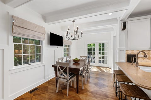 Tiny photo for 639 Lincoln Avenue, Winnetka, IL 60093 (MLS # 12683501)