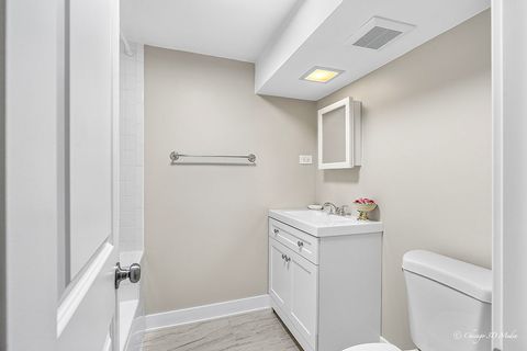 Tiny photo for 5056 N Mont Clare Avenue, Chicago, IL 60656 (MLS # 12508917)