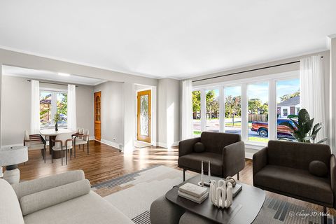 Tiny photo for 5056 N Mont Clare Avenue, Chicago, IL 60656 (MLS # 12508917)