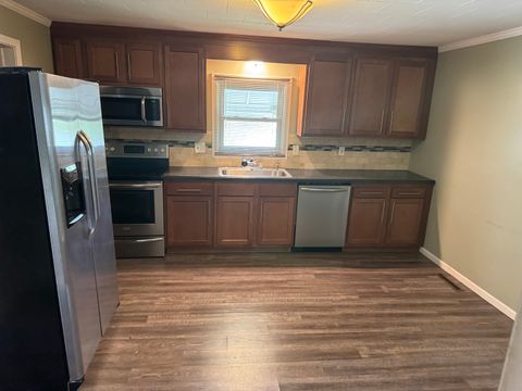 Tiny photo for 818 E Belleville Avenue, Christopher, IL 62822 (MLS # 12618882)