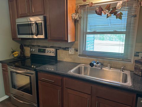 Tiny photo for 818 E Belleville Avenue, Christopher, IL 62822 (MLS # 12618882)