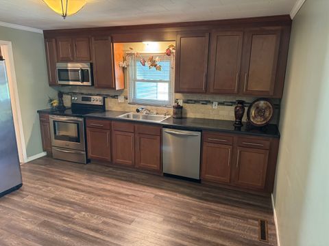 Tiny photo for 818 E Belleville Avenue, Christopher, IL 62822 (MLS # 12618882)