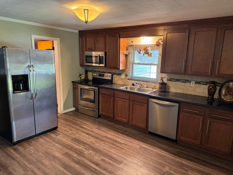 Tiny photo for 818 E Belleville Avenue, Christopher, IL 62822 (MLS # 12618882)