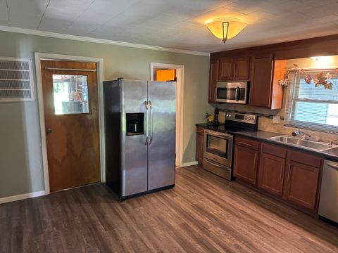 Tiny photo for 818 E Belleville Avenue, Christopher, IL 62822 (MLS # 12618882)