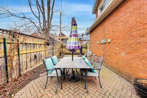Tiny photo for 6503 N Maplewood Avenue, Chicago, IL 60645 (MLS # 12606483)