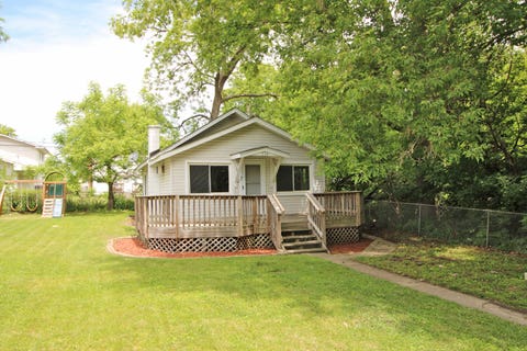 Tiny photo for 338 E Lakeview Avenue, Round Lake Beach, IL 60073 (MLS # 12708986)