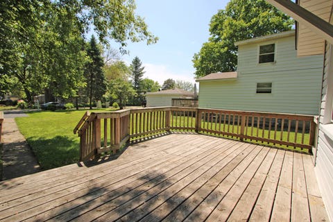 Tiny photo for 338 E Lakeview Avenue, Round Lake Beach, IL 60073 (MLS # 12708986)