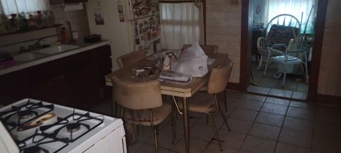 Tiny photo for 2532 Clinton Avenue, Berwyn, IL 60402 (MLS # 12553941)