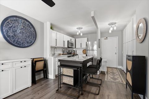 Tiny photo for 5415 N Sheridan Road #5409, Chicago, IL 60640 (MLS # 12554339)