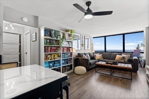 Tiny photo for 5415 N Sheridan Road #5409, Chicago, IL 60640 (MLS # 12554339)