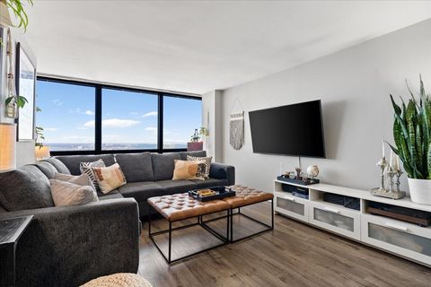 Tiny photo for 5415 N Sheridan Road #5409, Chicago, IL 60640 (MLS # 12554339)