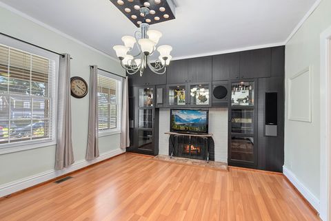 Tiny photo for 302 Griswold Street, Elgin, IL 60123 (MLS # 12481469)