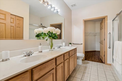 Tiny photo for 350 Woodhill Drive, Carol Stream, IL 60188 (MLS # 12705531)