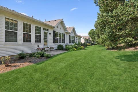 Tiny photo for 350 Woodhill Drive, Carol Stream, IL 60188 (MLS # 12705531)