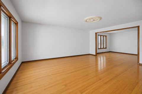 Tiny photo for 1012 Courtland Avenue, Park Ridge, IL 60068 (MLS # 12678906)