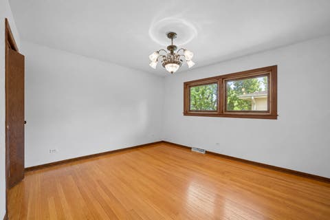Tiny photo for 1012 Courtland Avenue, Park Ridge, IL 60068 (MLS # 12678906)