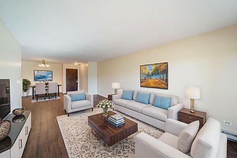 Tiny photo for 826 E Old Willow Road #103, Prospect Heights, IL 60070 (MLS # 12578315)