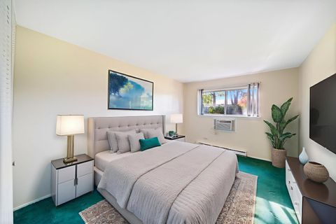 Tiny photo for 826 E Old Willow Road #103, Prospect Heights, IL 60070 (MLS # 12578315)