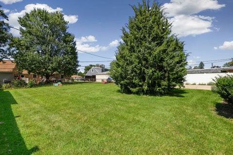 Tiny photo for 8400 Merrimac Avenue, Burbank, IL 60459 (MLS # 12741526)