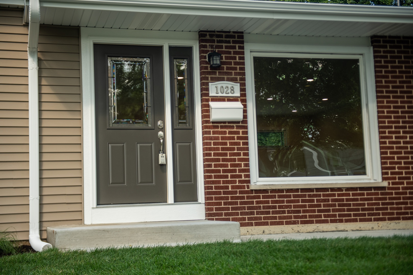 1028 Valley Stream Drive