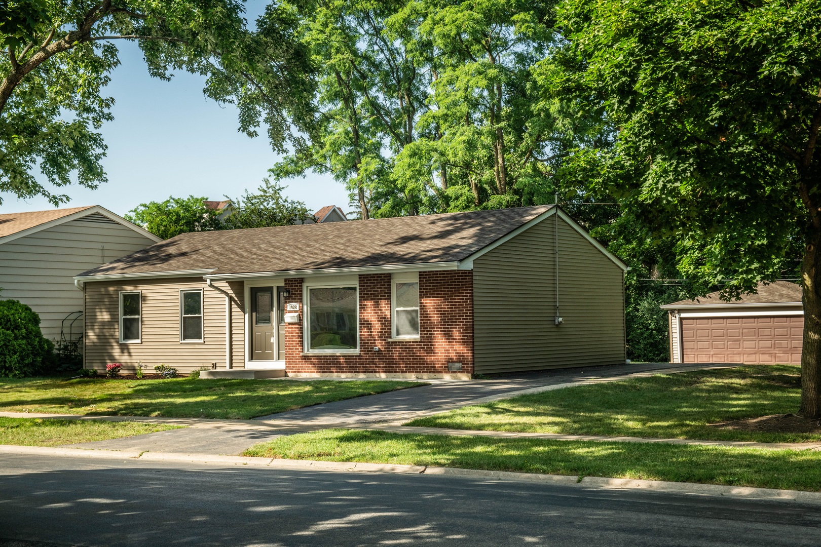 1028 Valley Stream Drive