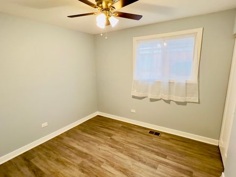 Tiny photo for 14227 Woodlawn Avenue, Dolton, IL 60419 (MLS # 12538218)