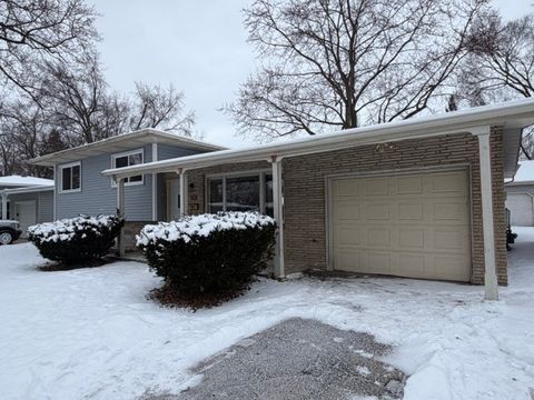 Tiny photo for 27 S Bereman Road, Montgomery, IL 60538 (MLS # 12558657)