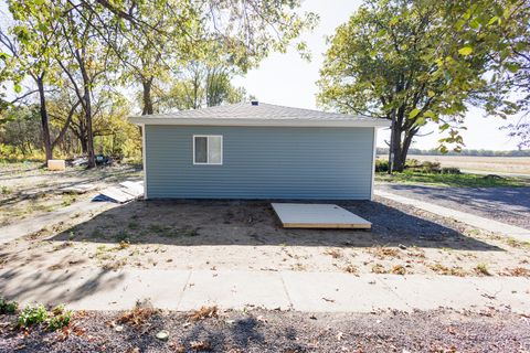 Tiny photo for 1581 S 16000e Road, Pembroke Twp, IL 60958 (MLS # 12505952)