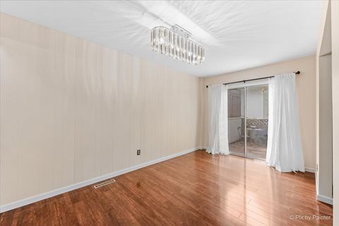 Tiny photo for 915 Royal Drive #A3, McHenry, IL 60050 (MLS # 12654239)