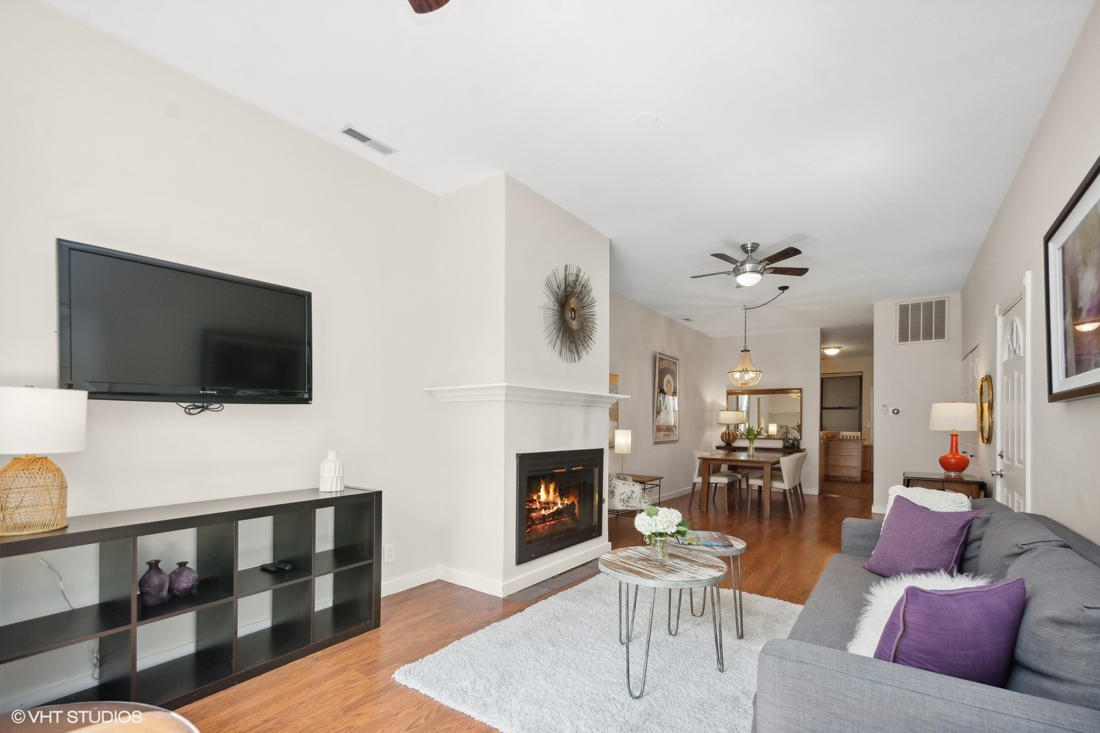 2008 W Roscoe Street 2