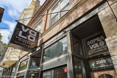 2008 W Roscoe Street 2 Chicago IL 60618