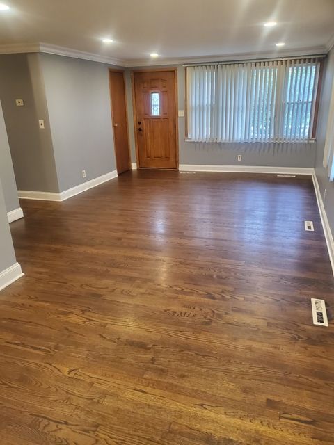 Tiny photo for 1426 Kings Road, Carpentersville, IL 60110 (MLS # 12497797)