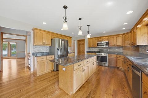 Tiny photo for 11911 Timber Edge Lane, Orland Park, IL 60467 (MLS # 12633660)