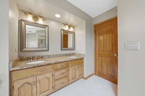 Tiny photo for 11911 Timber Edge Lane, Orland Park, IL 60467 (MLS # 12633660)