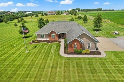 Tiny photo for 724 N County Road 2175 Road, Champaign, IL 61822 (MLS # 12748489)