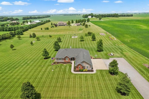 Tiny photo for 724 N County Road 2175 Road, Champaign, IL 61822 (MLS # 12748489)