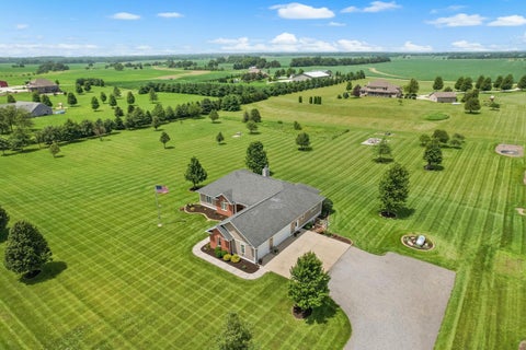 Tiny photo for 724 N County Road 2175 Road, Champaign, IL 61822 (MLS # 12748489)