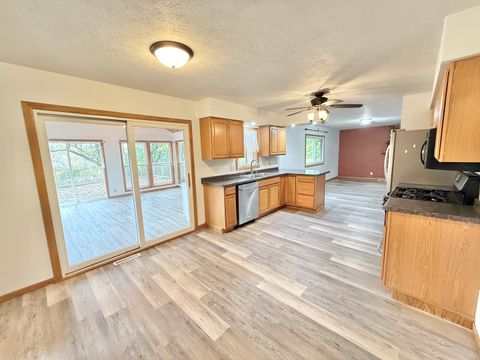 Tiny photo for 10620 Grover Oaks Road, Roscoe, IL 61073 (MLS # 12499367)