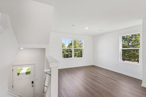 Tiny photo for 1401 Oakfield Lane, Pingree Grove, IL 60140 (MLS # 12490974)