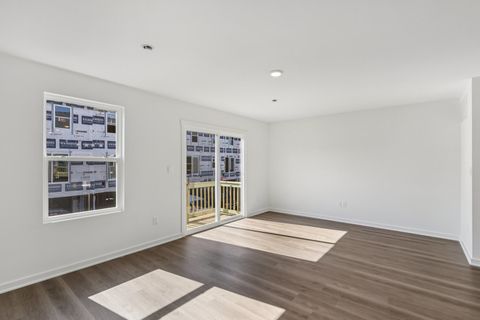 Tiny photo for 1401 Oakfield Lane, Pingree Grove, IL 60140 (MLS # 12490974)