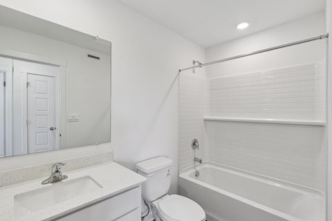 Tiny photo for 1401 Oakfield Lane, Pingree Grove, IL 60140 (MLS # 12490974)