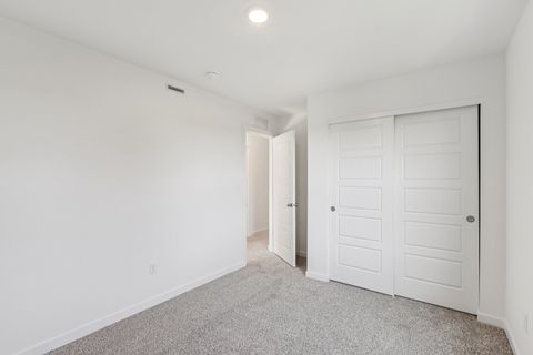 Tiny photo for 1401 Oakfield Lane, Pingree Grove, IL 60140 (MLS # 12490974)