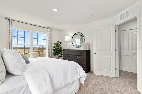 Tiny photo for 1401 Oakfield Lane, Pingree Grove, IL 60140 (MLS # 12490974)