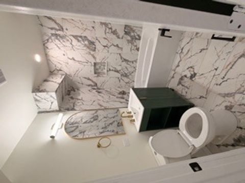 Tiny photo for 11055 S Avenue C, Chicago, IL 60617 (MLS # 12617866)